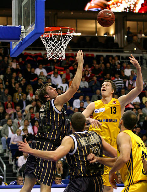 发球抢攻 发球抢攻