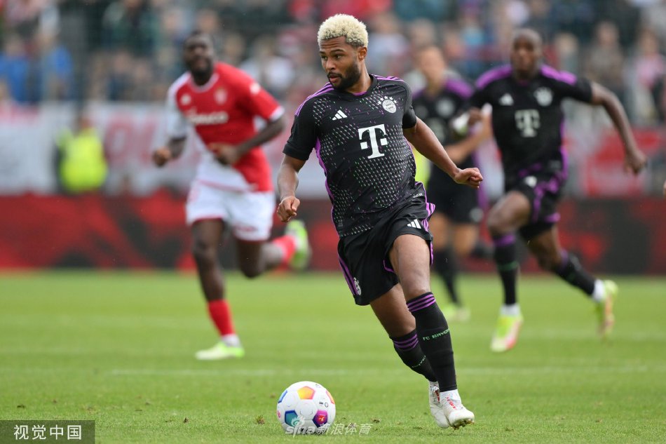 故事屡见不 故事屡见不