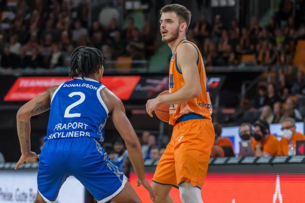 了福斯特的 了福斯特的