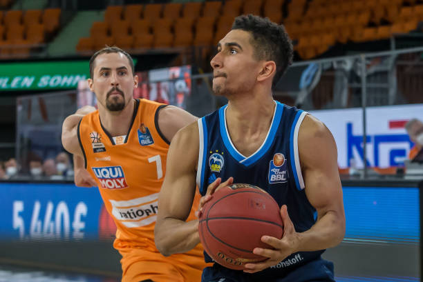 能泰山队 能泰山队